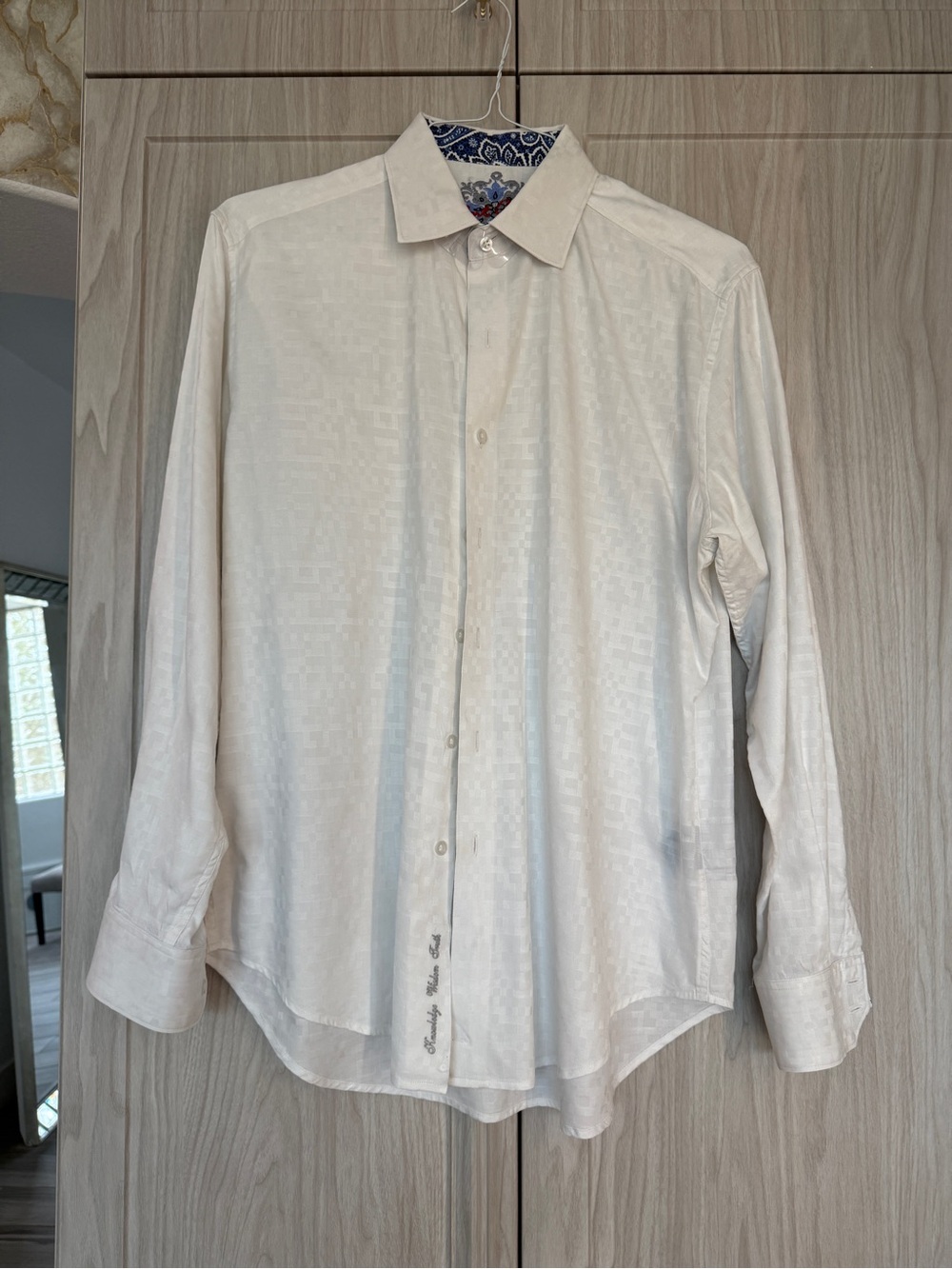 Robert Graham Men's Off-White Dress Shirt with Subtle Geometric Texture